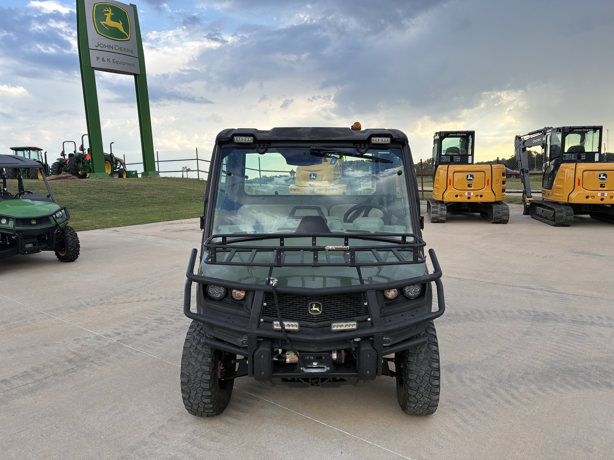 2019 John Deere XUV 865R Image 8