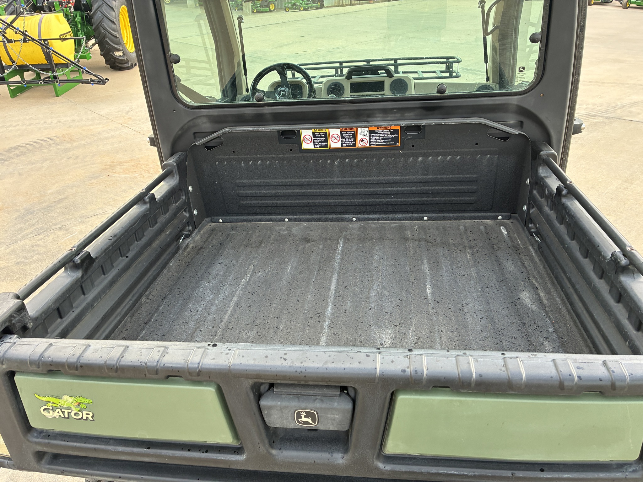 2019 John Deere XUV 865R Image 16