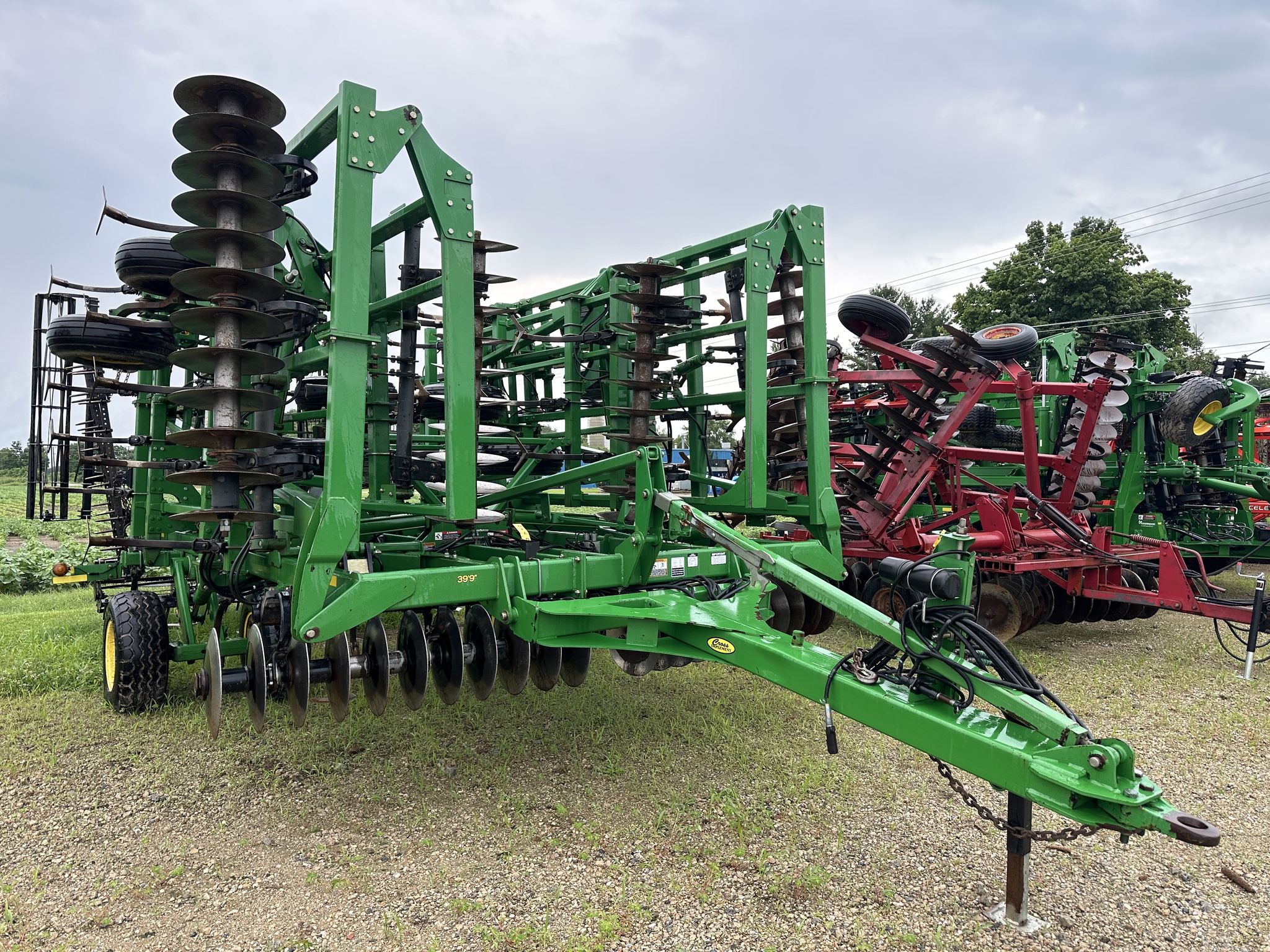 2009 John Deere 2310 Image 1