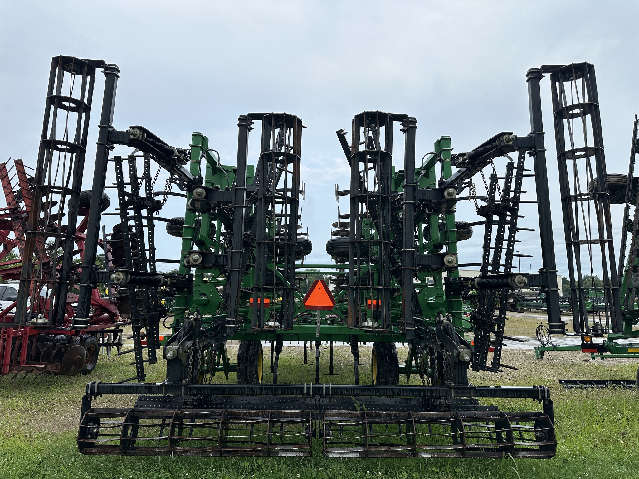 2009 John Deere 2310 Image 4