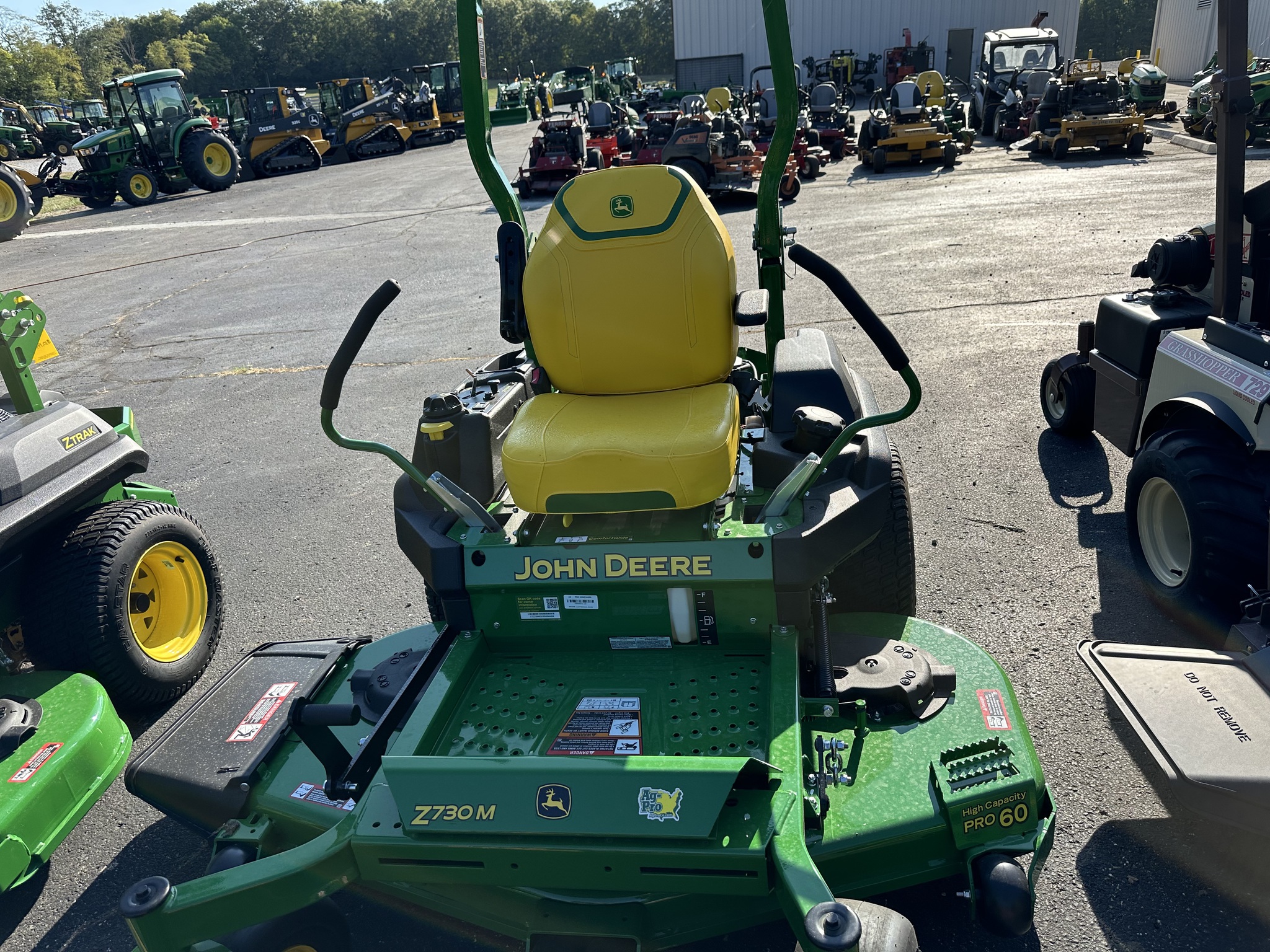 John Deere Z730M Image 3