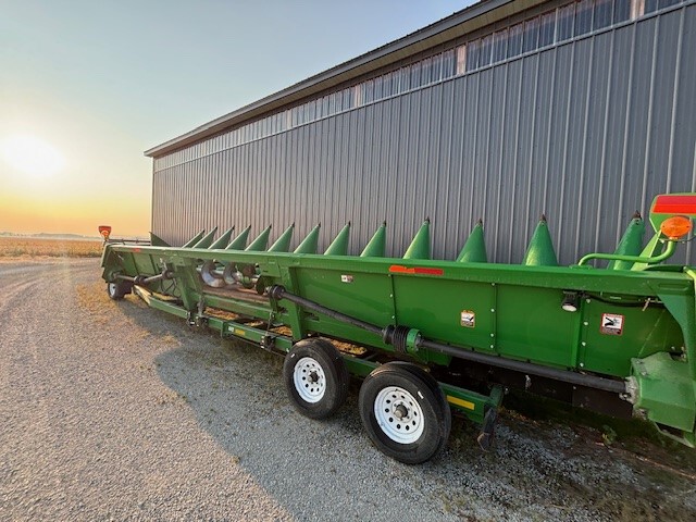 2016 John Deere 612C StalkMaster Image 2