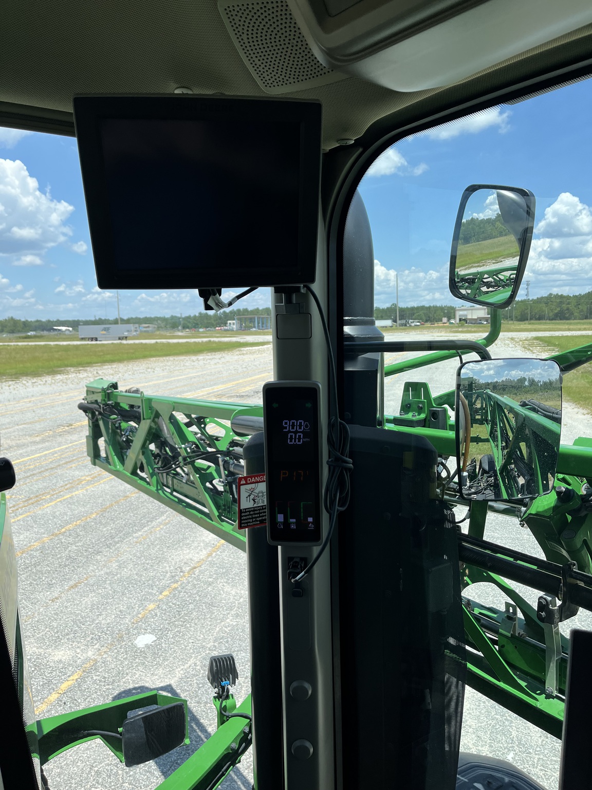 2024 John Deere 410R Image 12