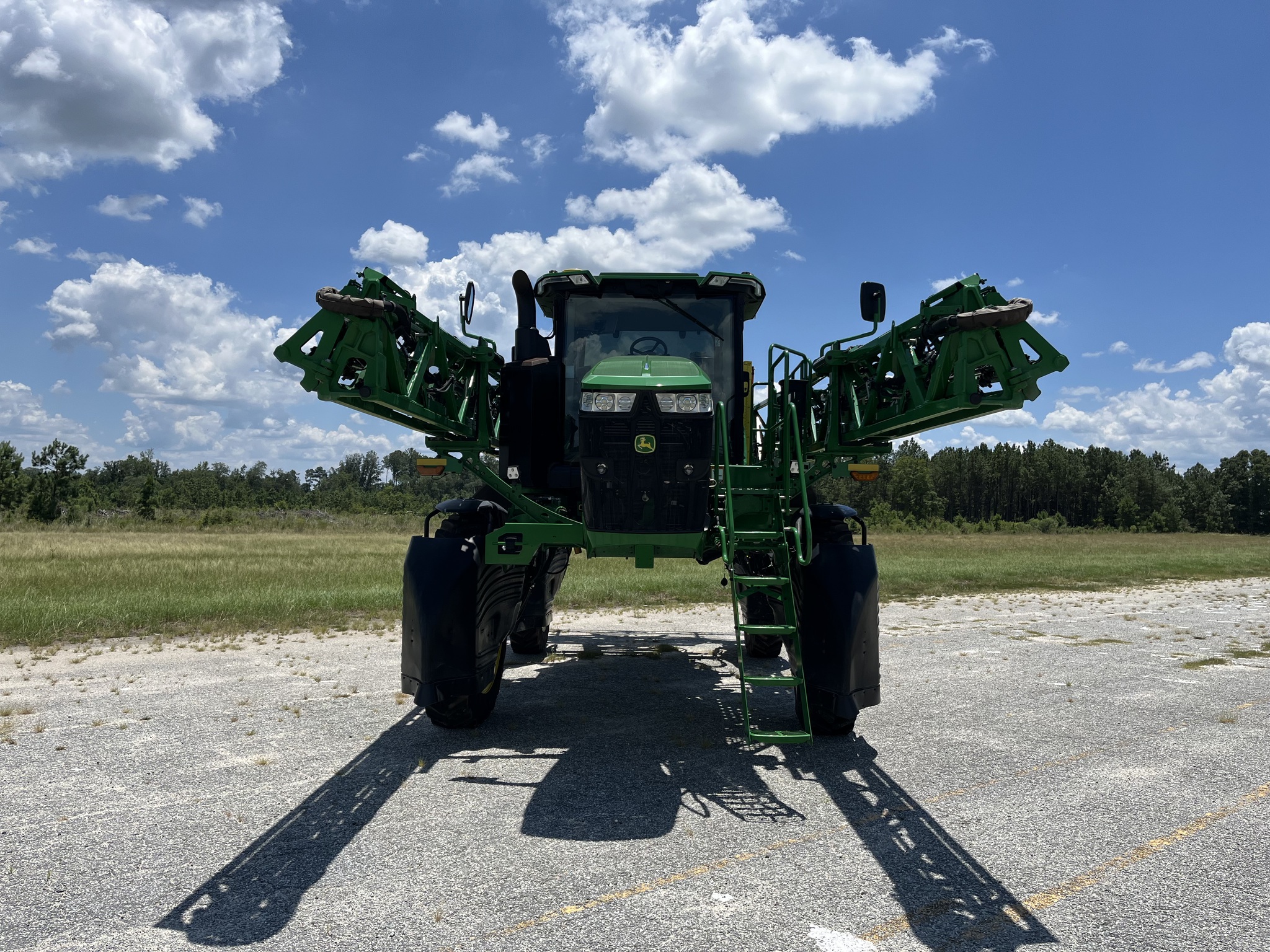 2024 John Deere 410R Image 2