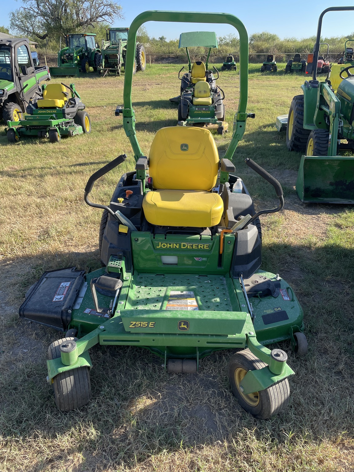 2024 John Deere Z515E Image 1