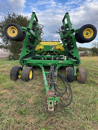 2005 John Deere 1890