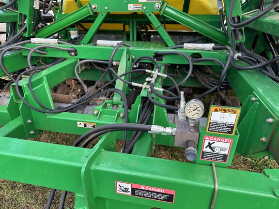 2005 John Deere 1890