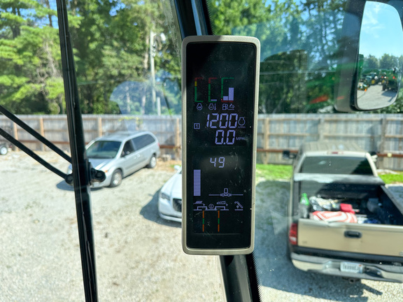 2023 John-Deere S780