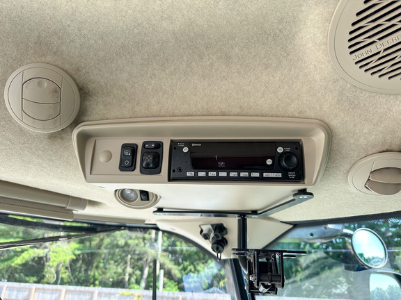 2023 John-Deere S780