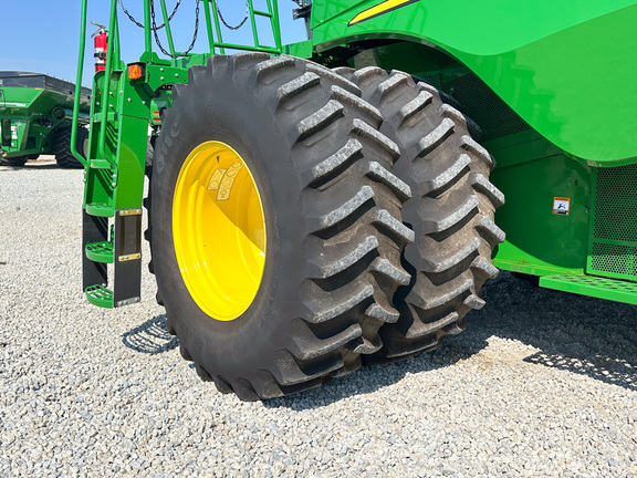 2023 John-Deere S780