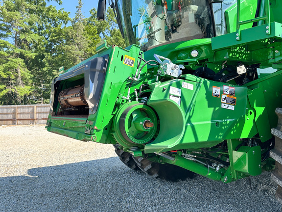 2023 John-Deere S780