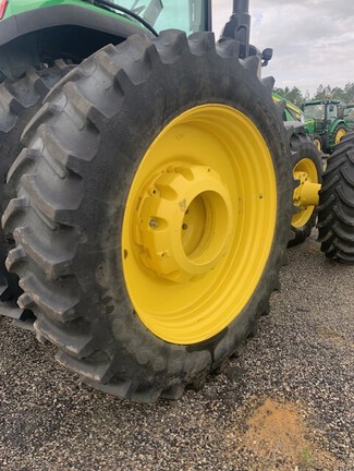 2023 John Deere 8R 340 Picture 4 2023 John Deere 8R 340-4