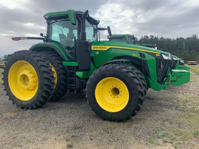 2023 John Deere 8R 340 Image 3