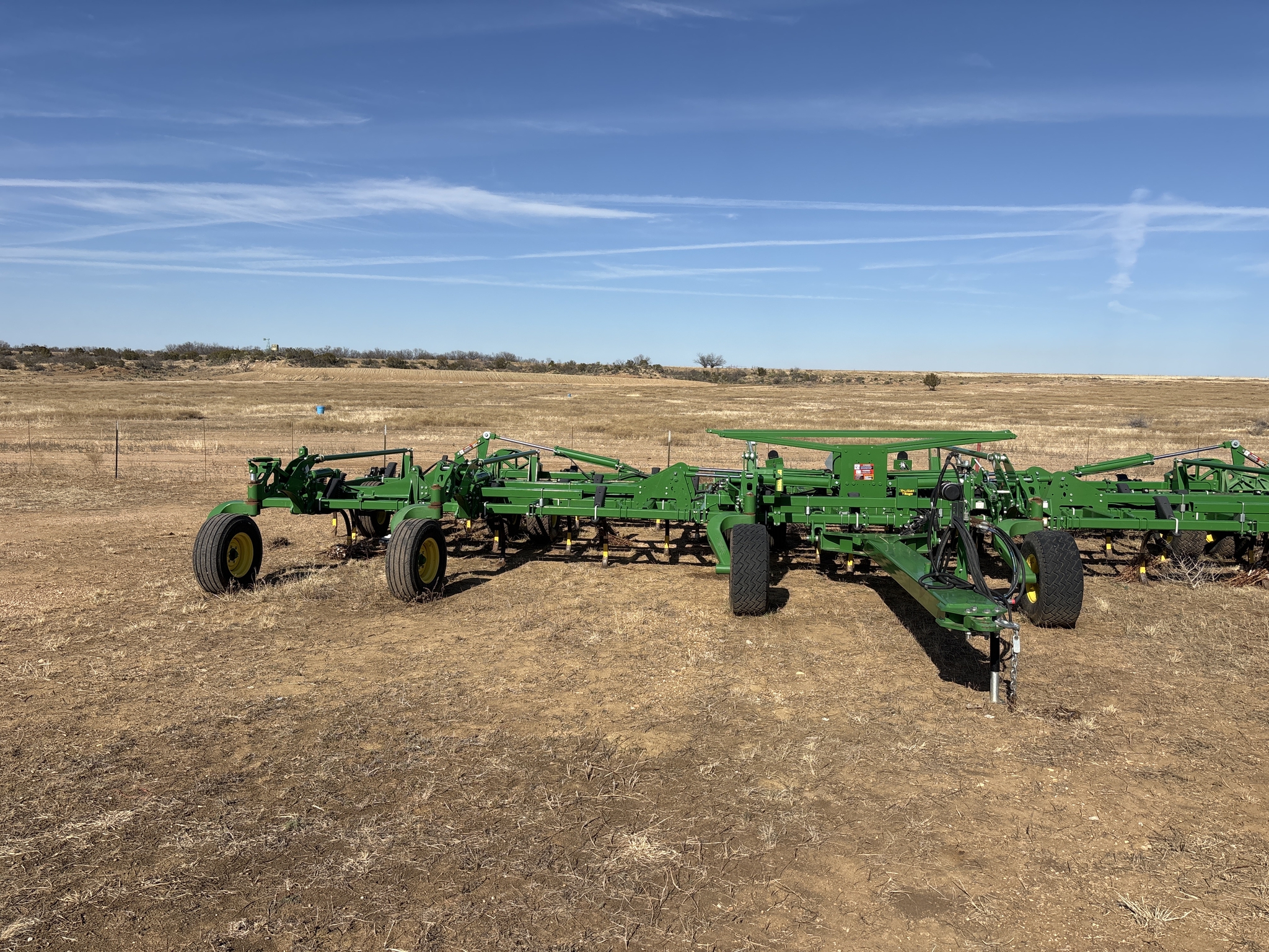 2021 John Deere 2430 Image 8