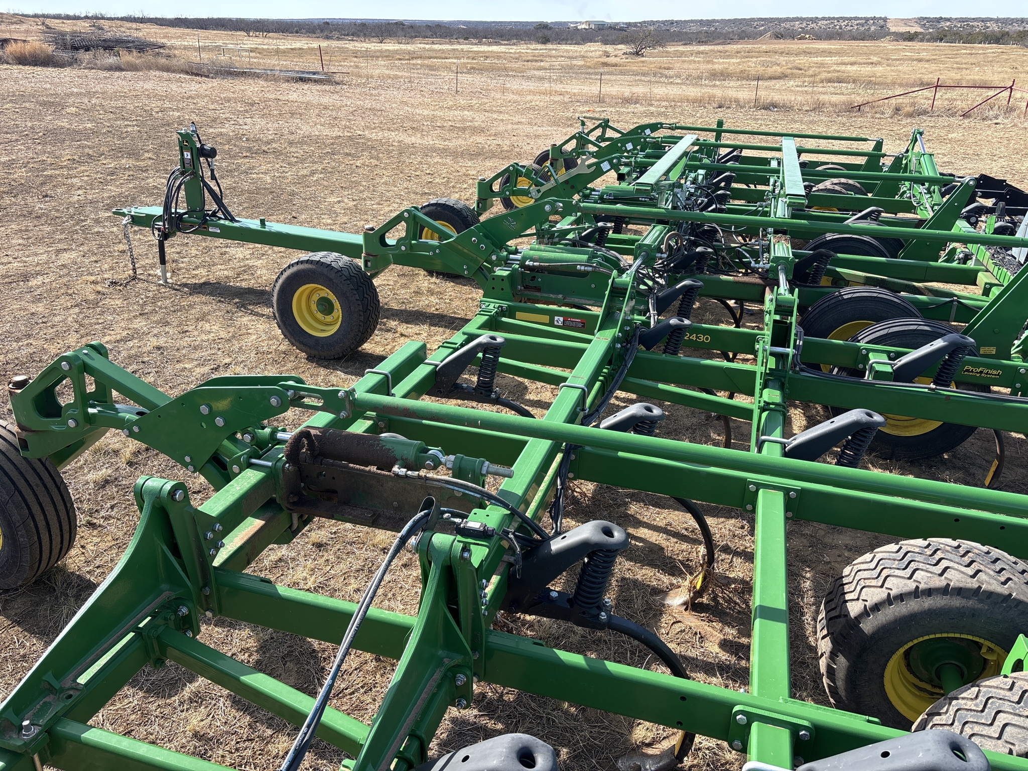 2021 John Deere 2430 Image 25