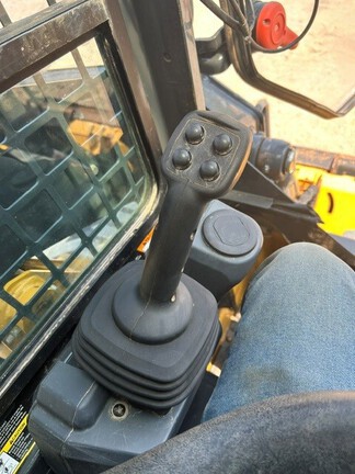 2024 John Deere 318G