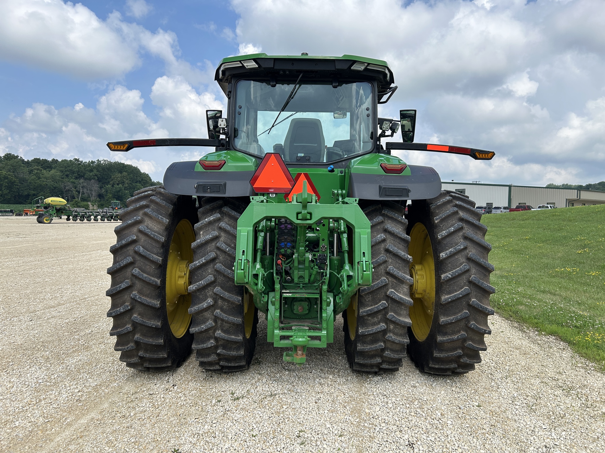 2024 John Deere 8R 310 Image 4