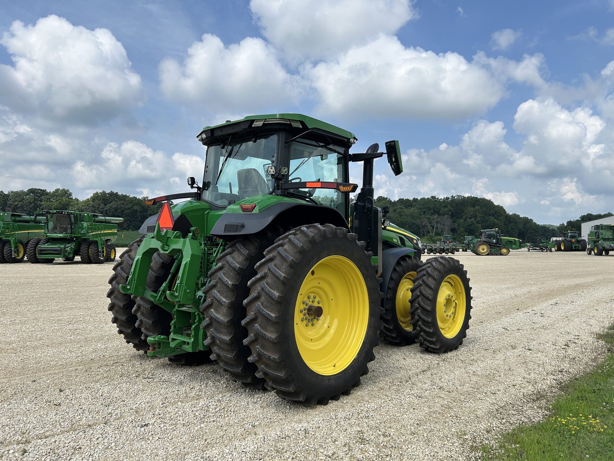 2024 John Deere 8R 310 Image 5