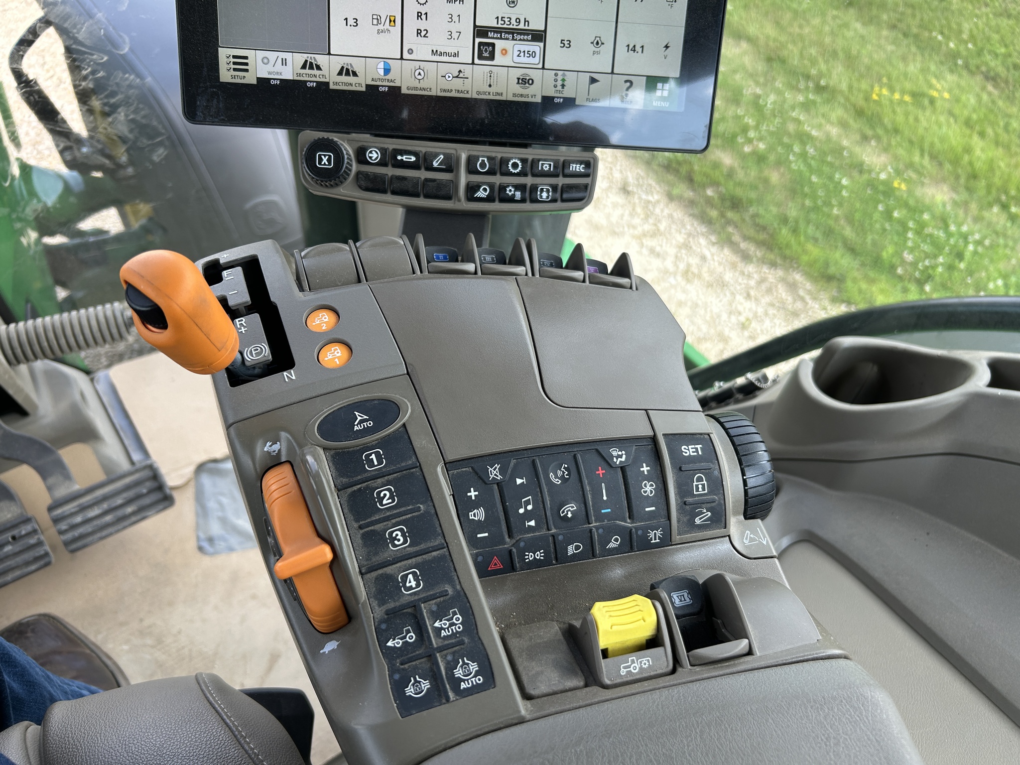 2024 John Deere 8R 310 Image 13