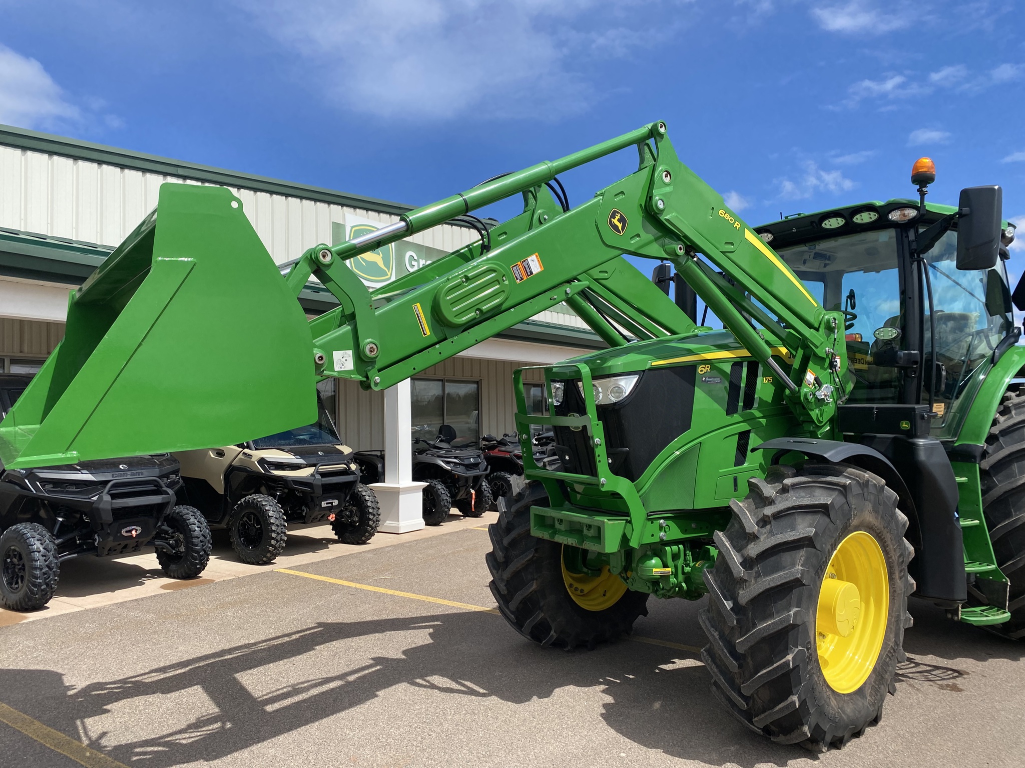 2023 John Deere 6R 175 Image 10