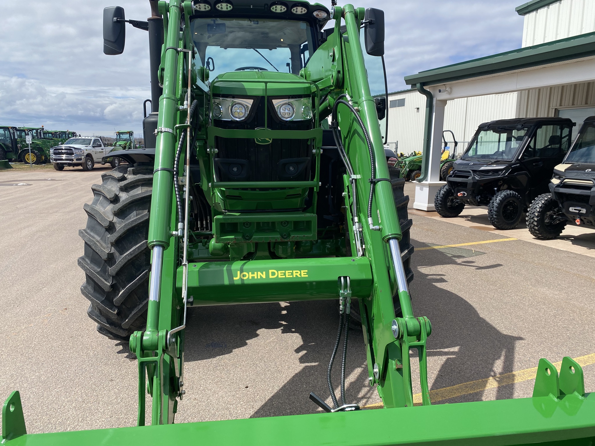 2023 John Deere 6R 175 Image 19