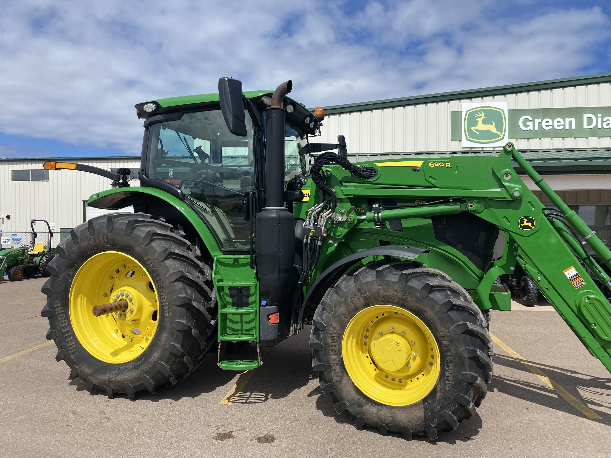 2023 John Deere 6R 175 Image 8