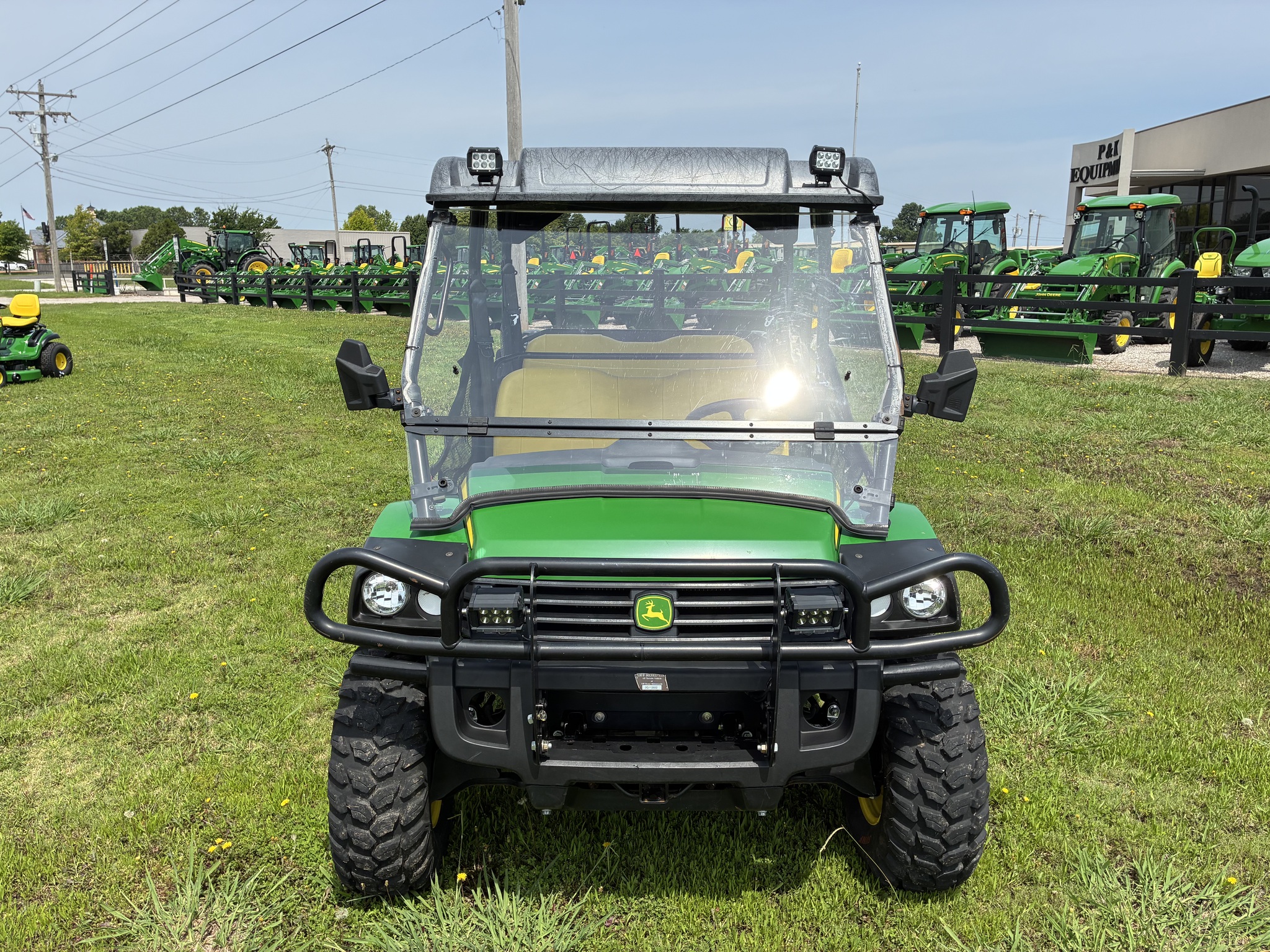 2015 John Deere XUV 825I S4 Image 2