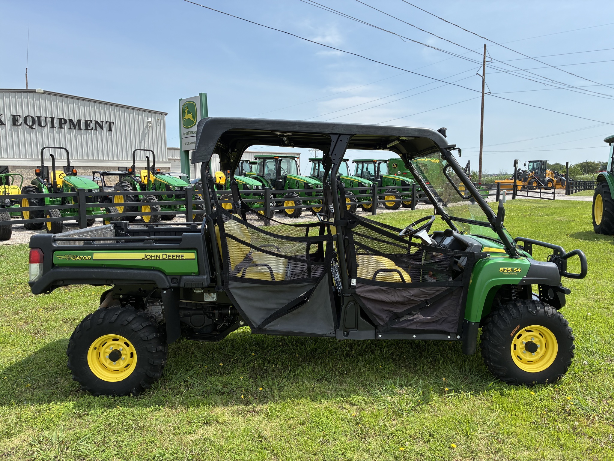 2015 John Deere XUV 825I S4 Image 7