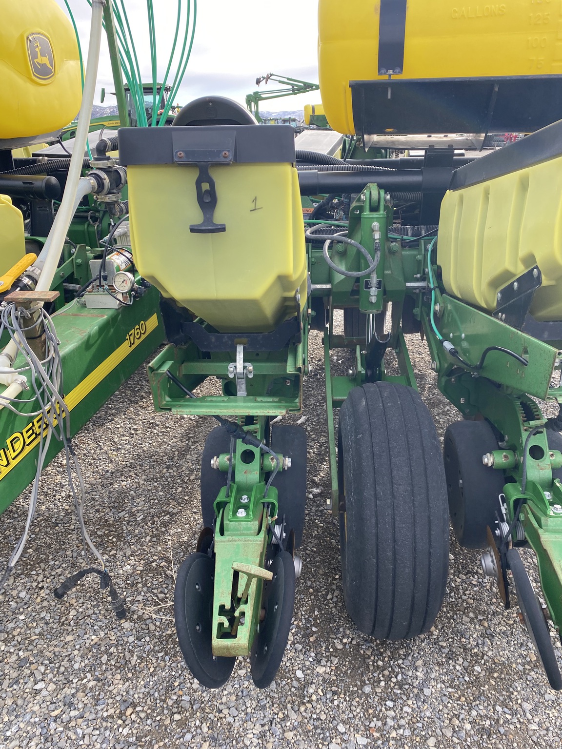 2011 John Deere 1760 Image 18