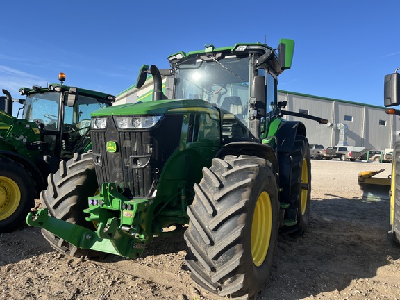 2022 John Deere 7R 330 (2nd thumbnail)