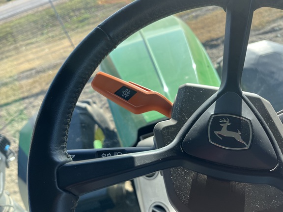 2022 John Deere 7R 330 (23rd thumbnail)