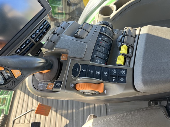 2022 John Deere 7R 330 (25th thumbnail)