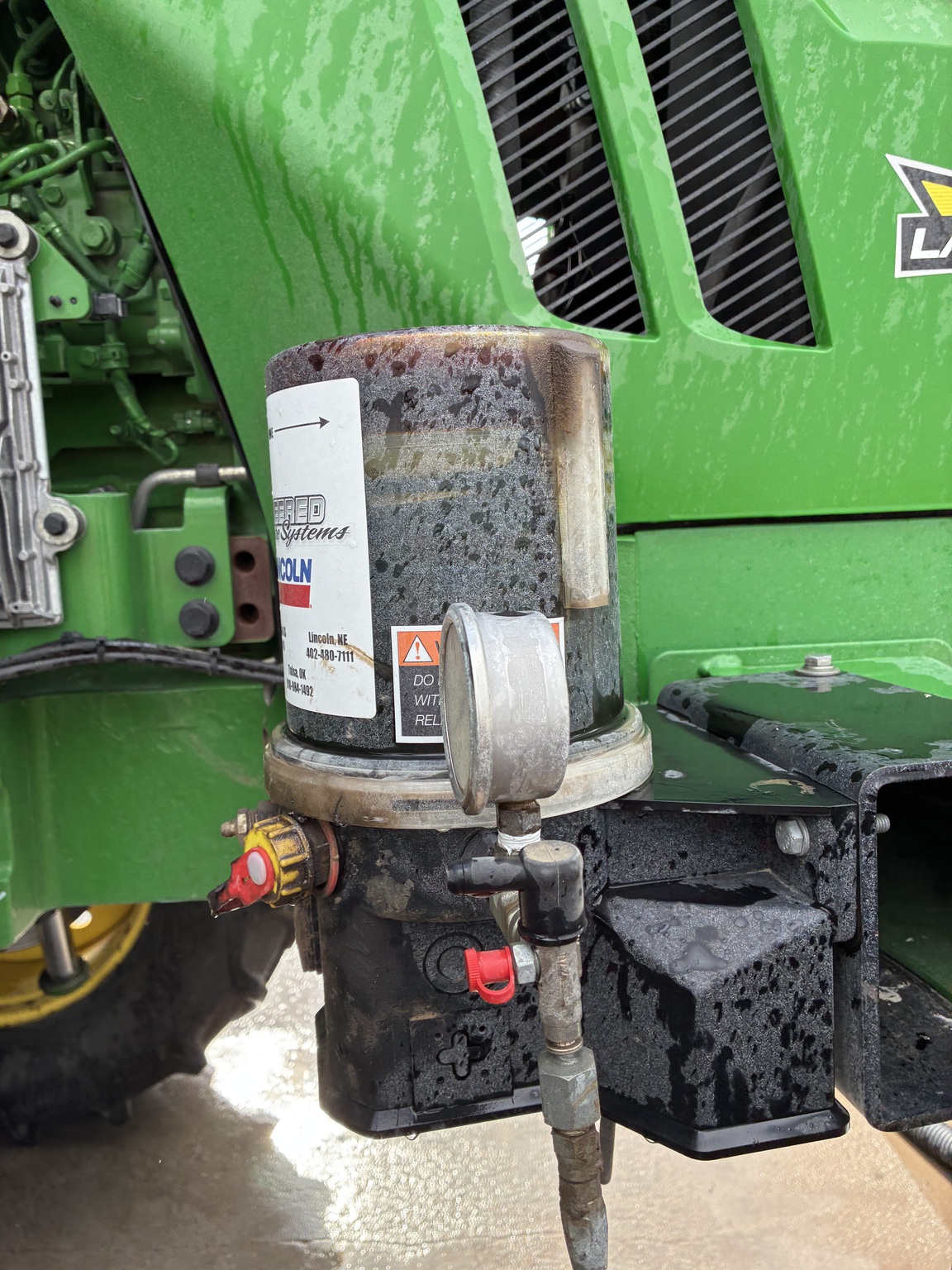 2022 John Deere 412R Image 5