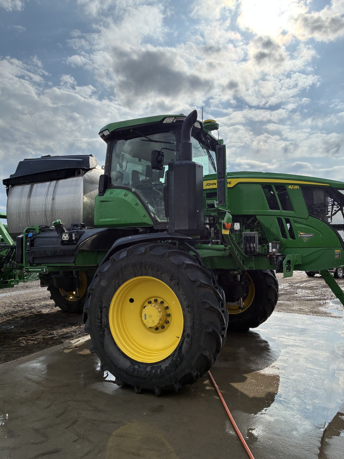 2022 John Deere 412R Image 3