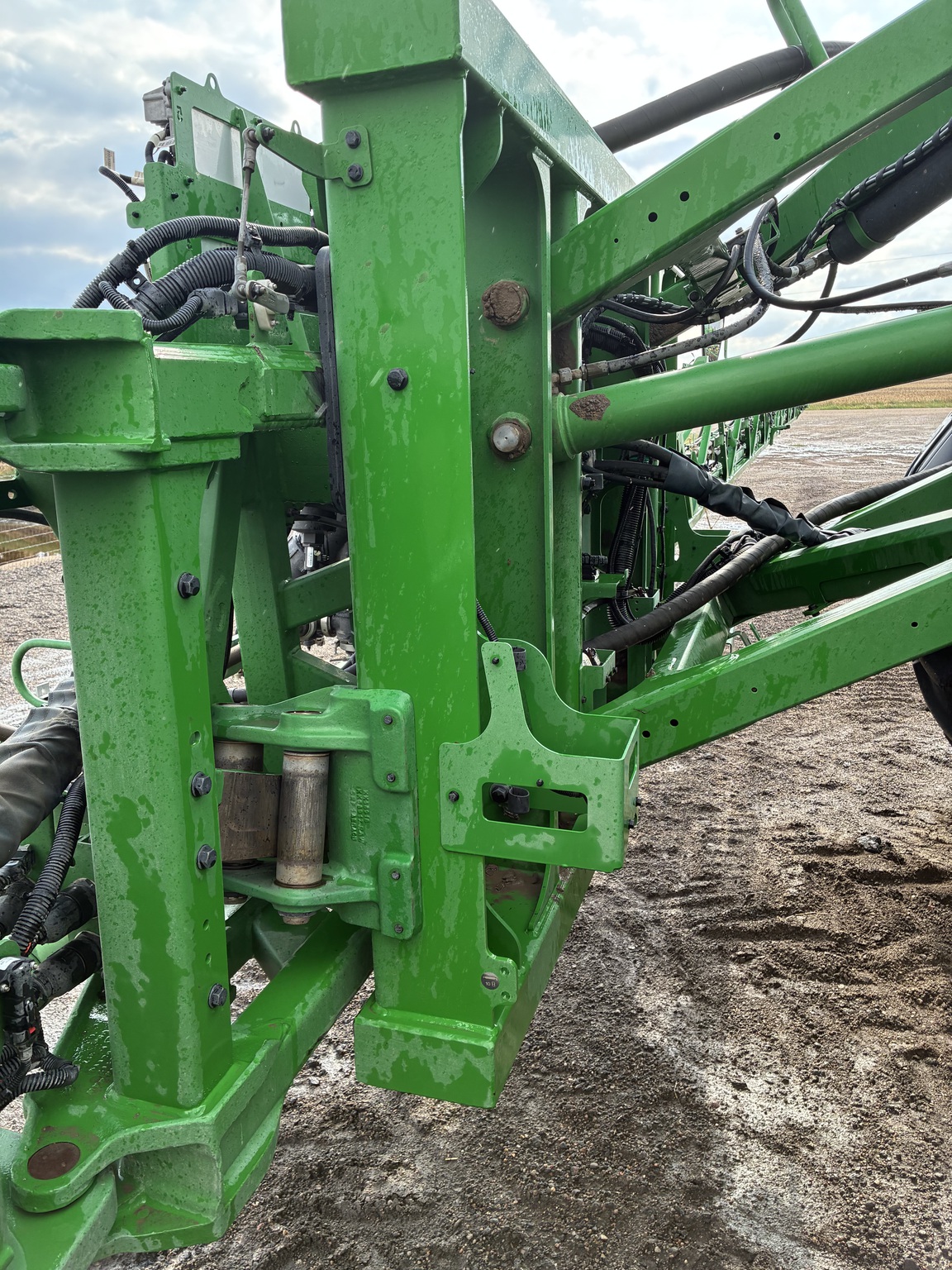 2022 John Deere 412R Image 8