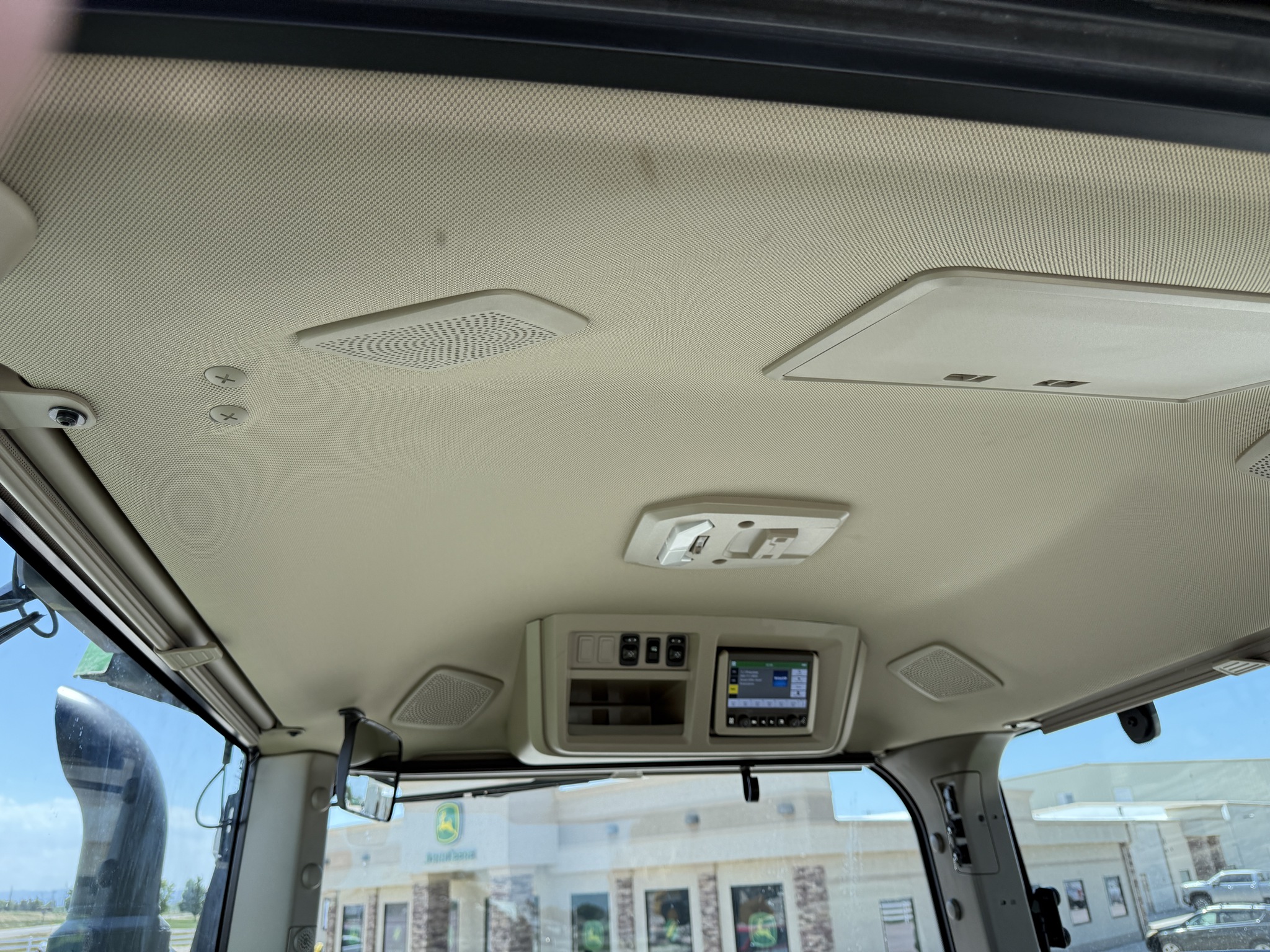 2024 John Deere 8RT 410 Image 10