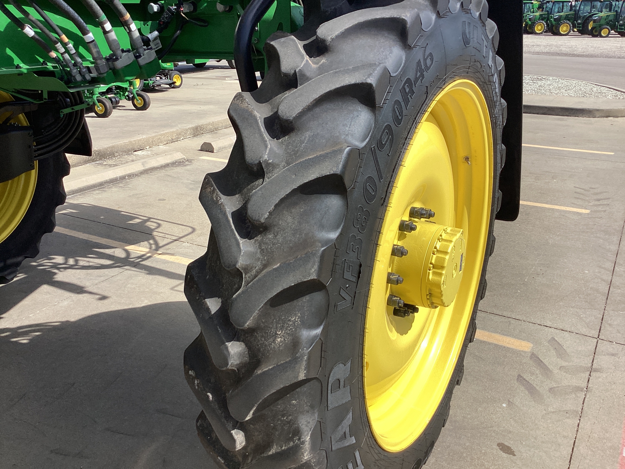 2024 John Deere 400R Image 31