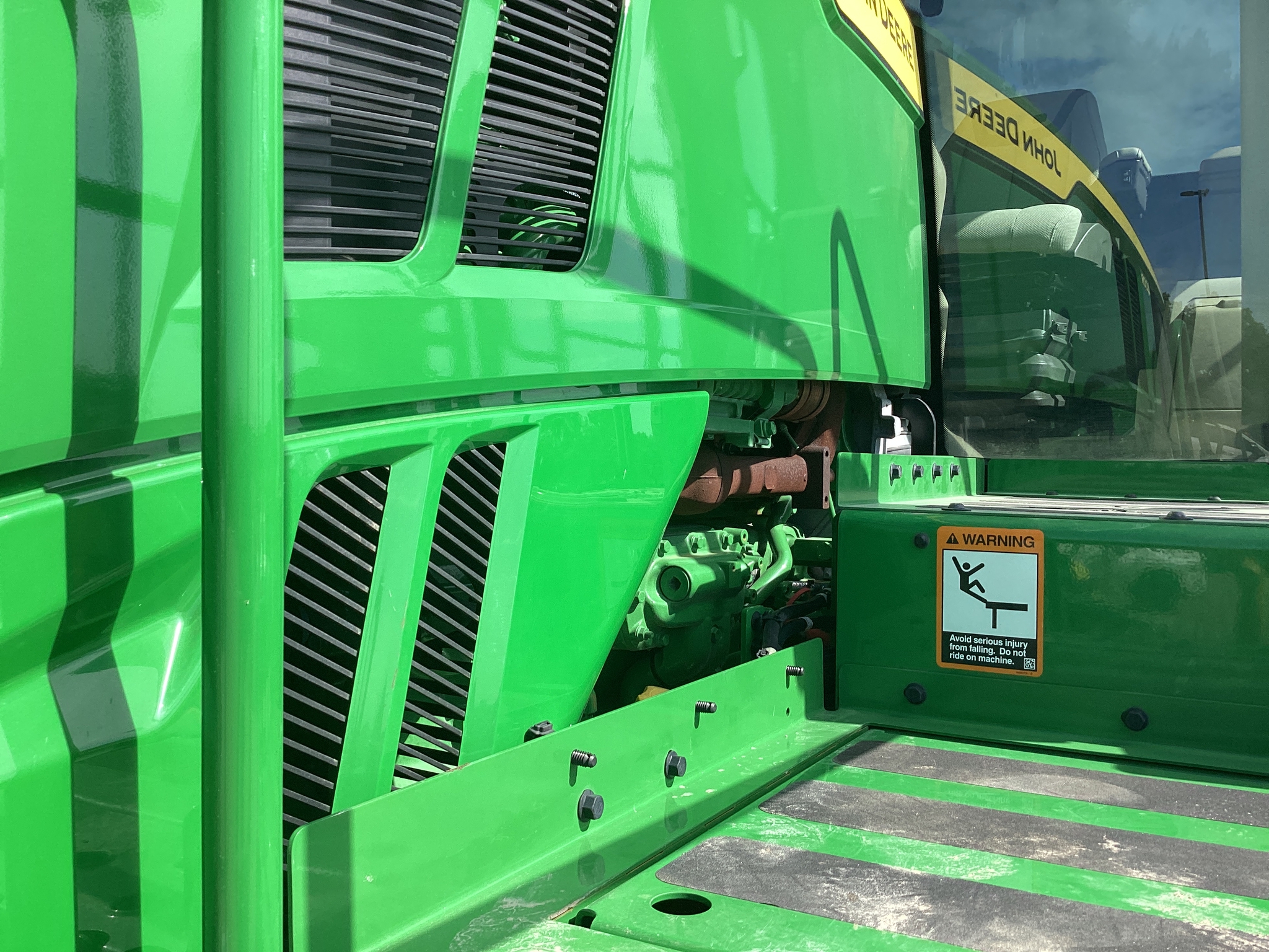 2024 John Deere 400R Image 26