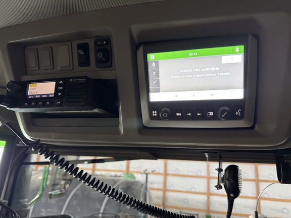 2023 John Deere 412R - Photo18