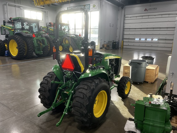 2025 John Deere 3046R - Photo2