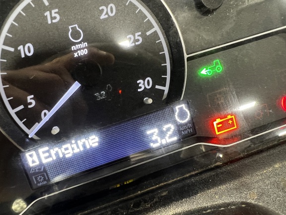 2025 John Deere 3046R - Photo24