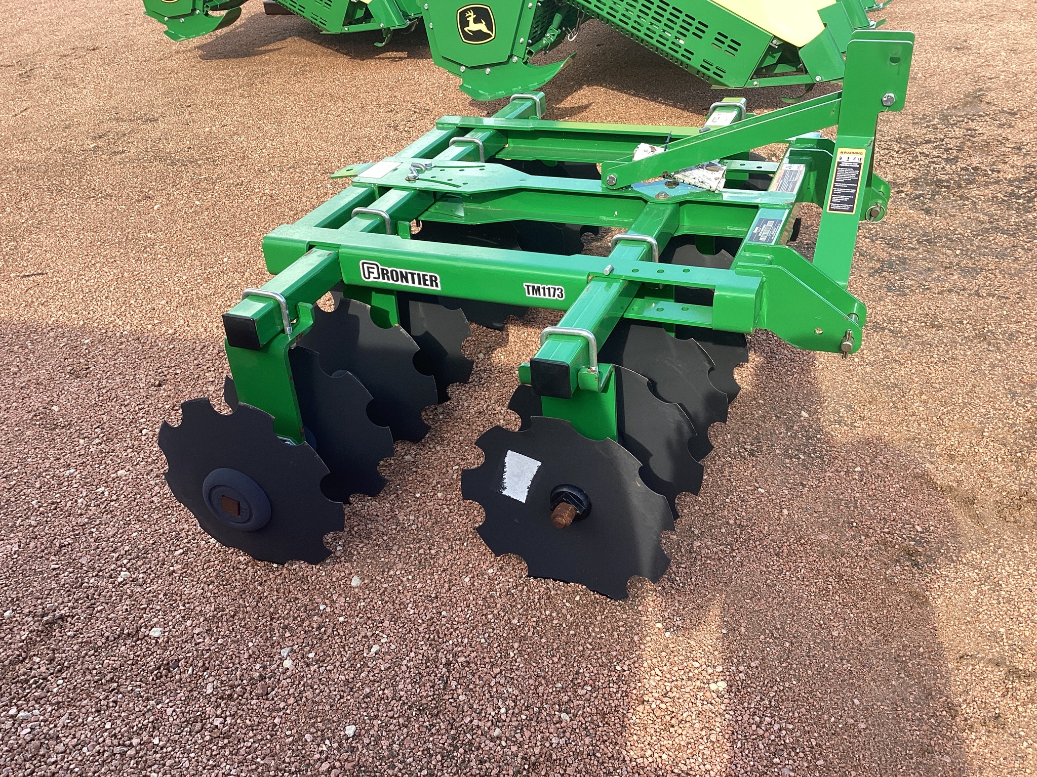 2023 Frontier TM1173 Image 3