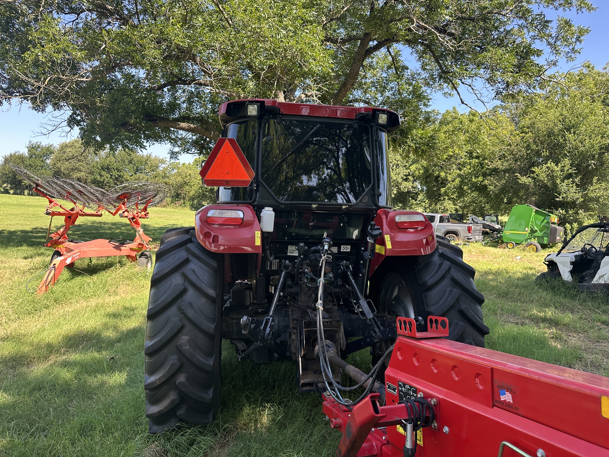 2022 Case IH Farmall 120C Image 8