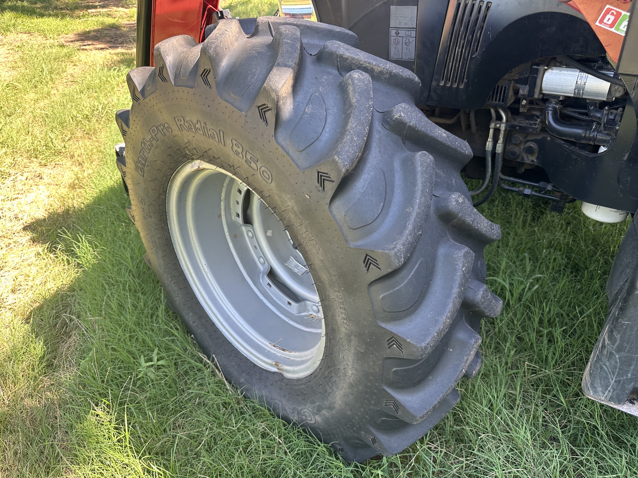 2022 Case IH Farmall 120C Image 22