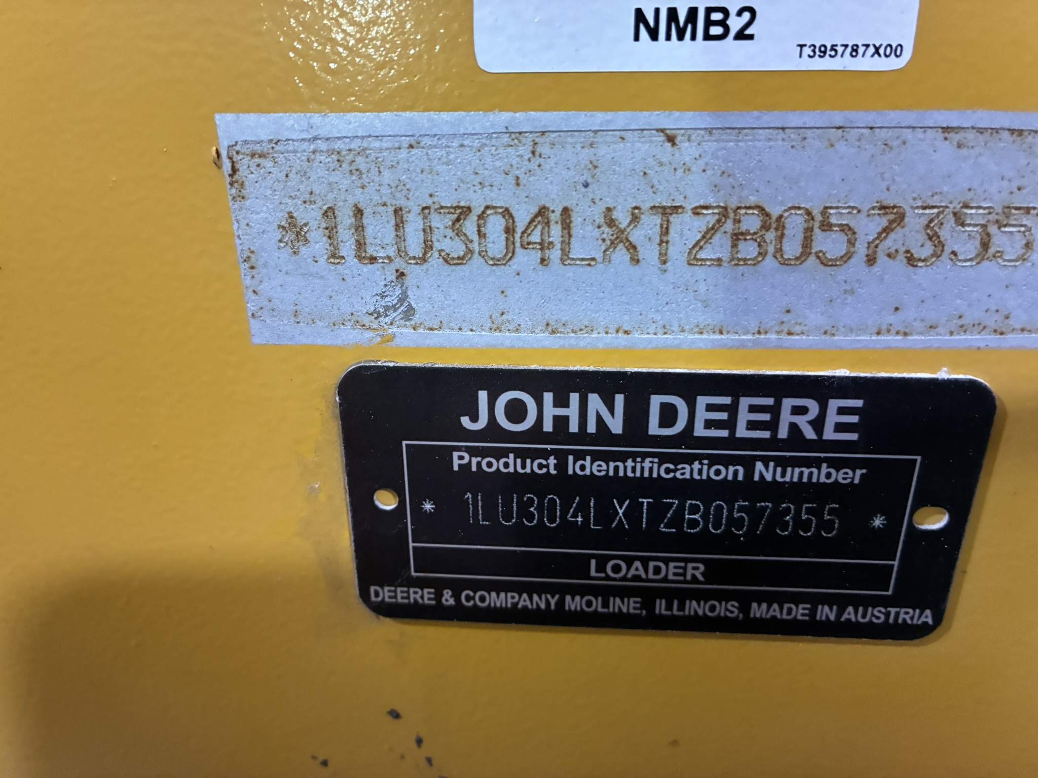 2019 John Deere 304L Image 15