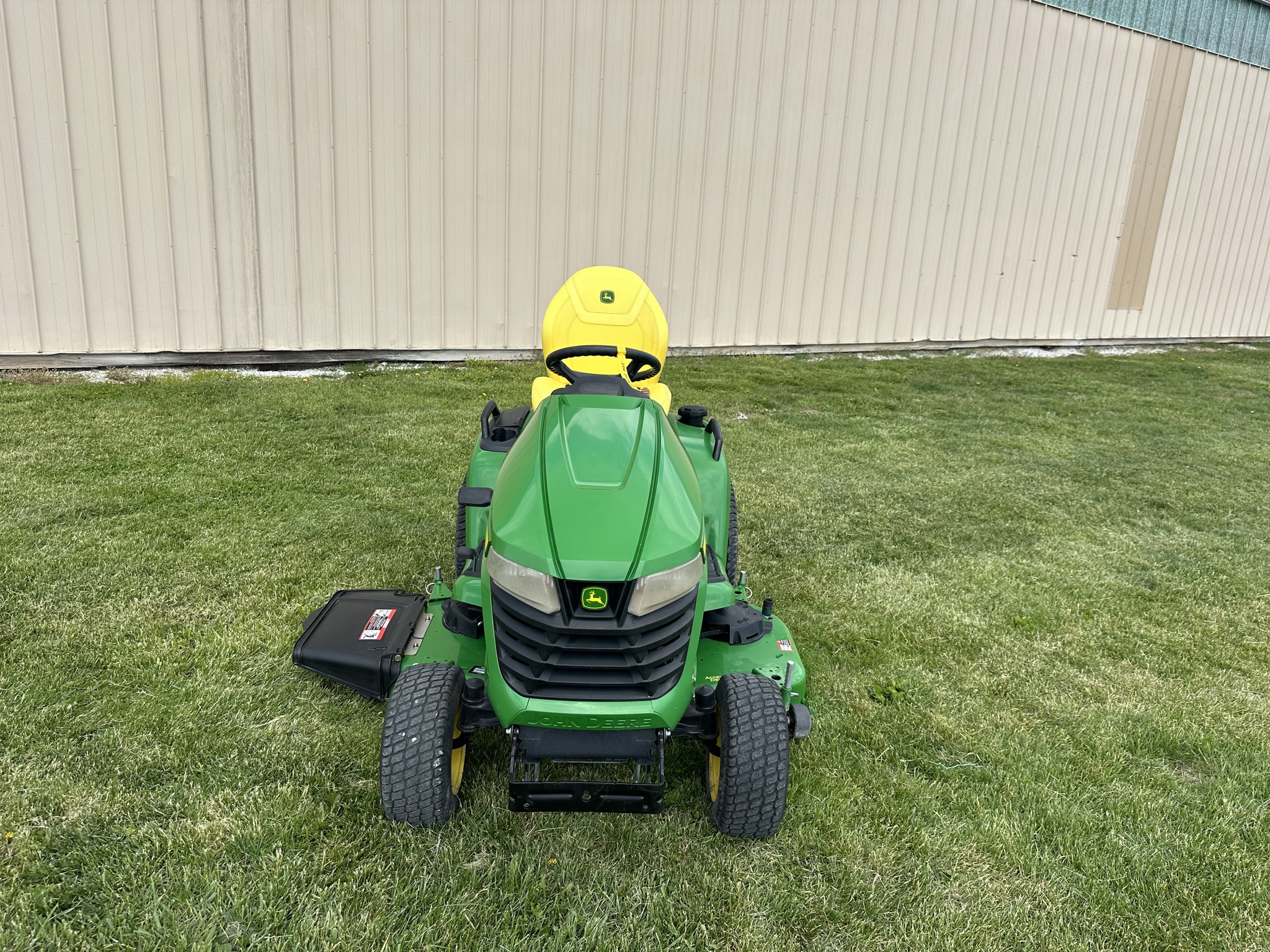 2023 John Deere X590 Image 1