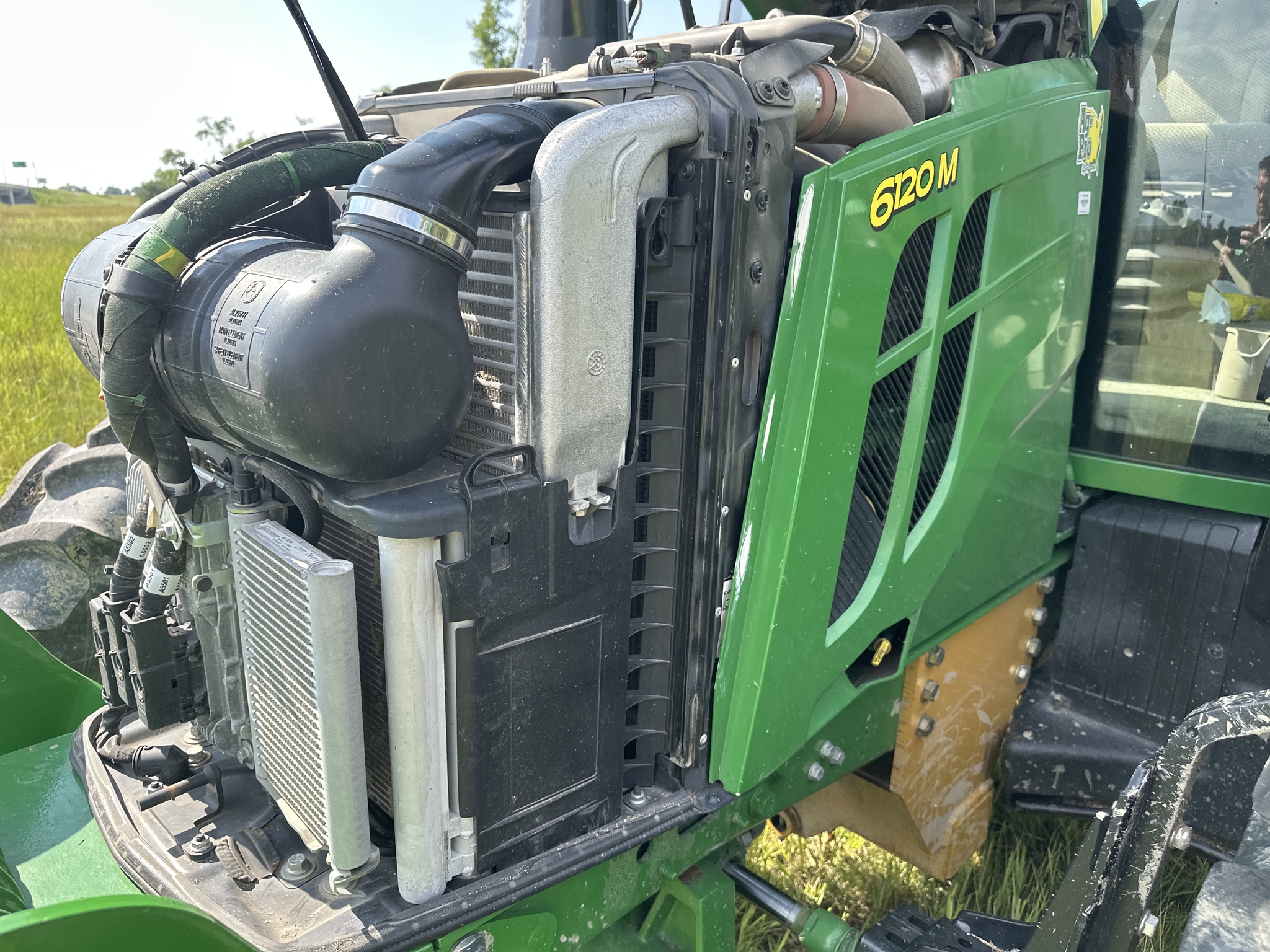 2023 John Deere 6120M Image 19