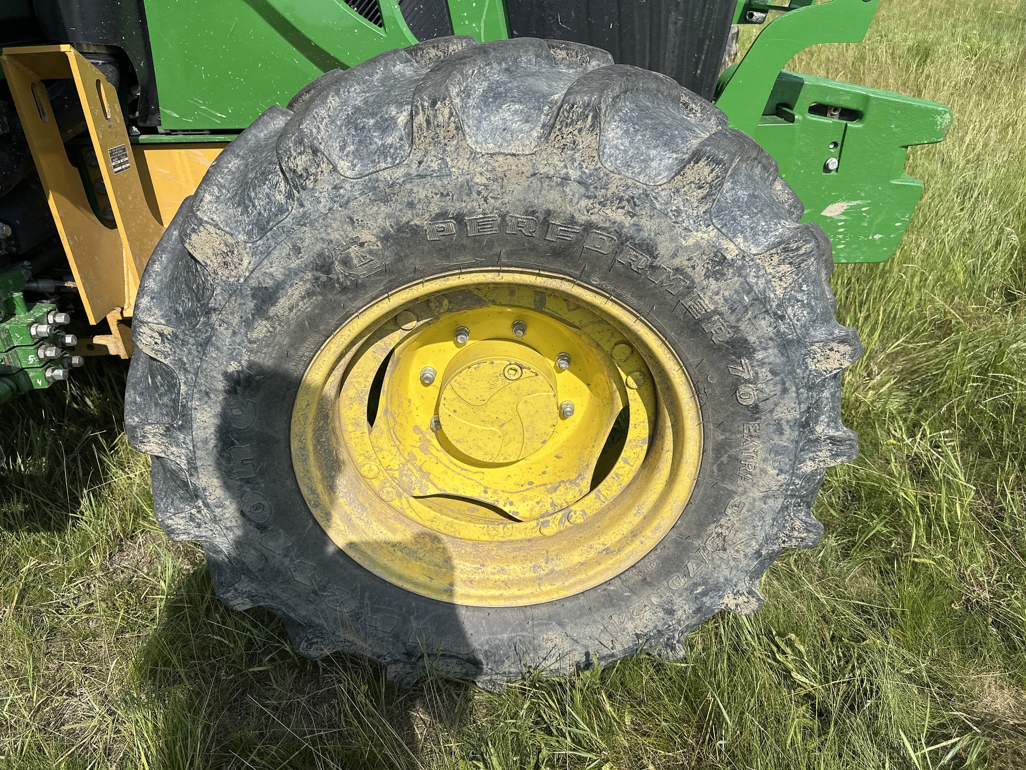 2023 John Deere 6120M Image 11