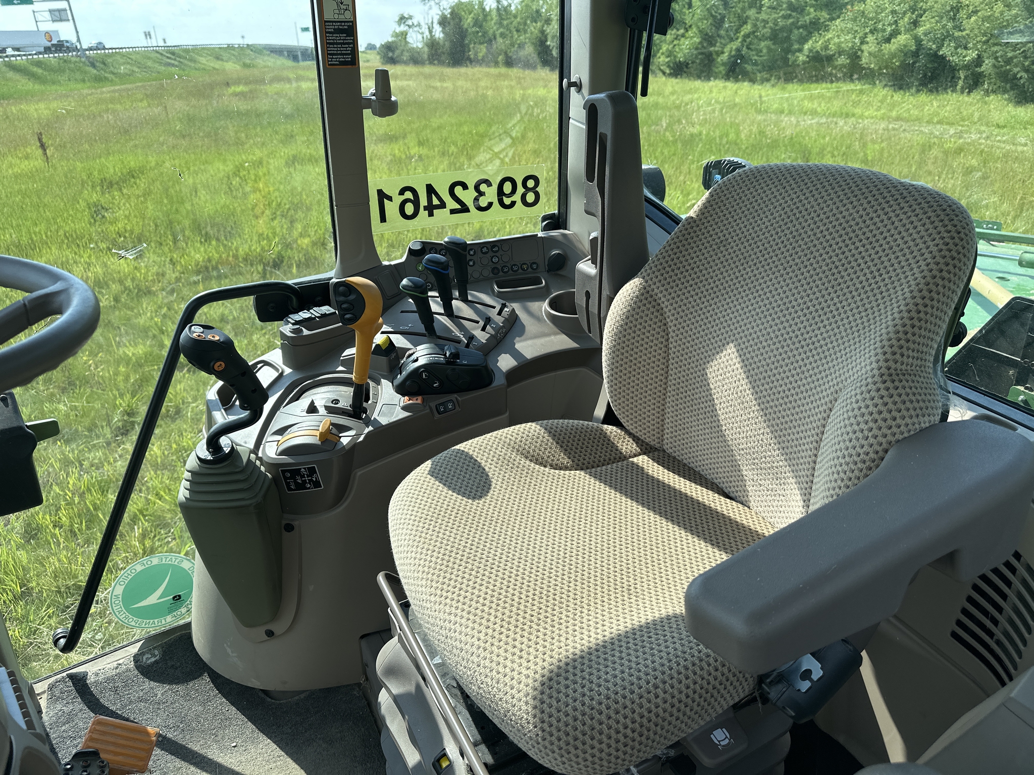 2023 John Deere 6120M Image 22