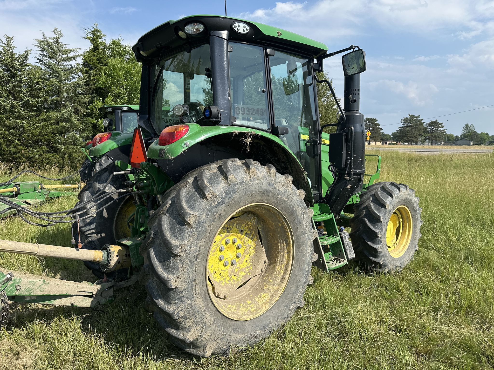 2023 John Deere 6120M Image 5